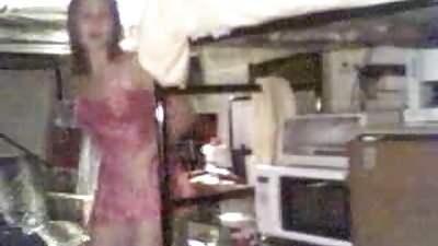 तातो milf अश्लील busty आमा घर र कार मा उनको बिल्ली चुदाई पाउँदै